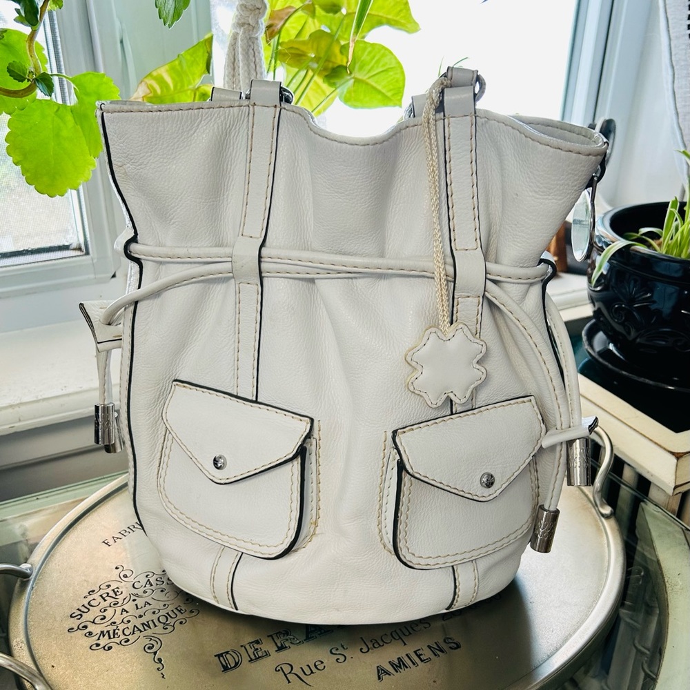 Classy Lancel leather bag.